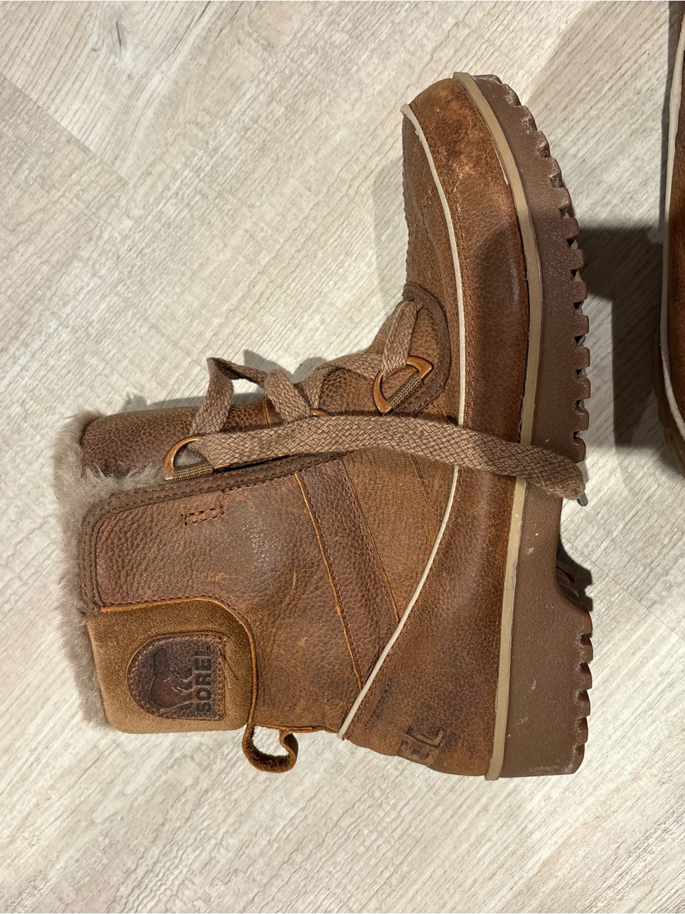 Sorel leather winter boots - Picture 3 of 6